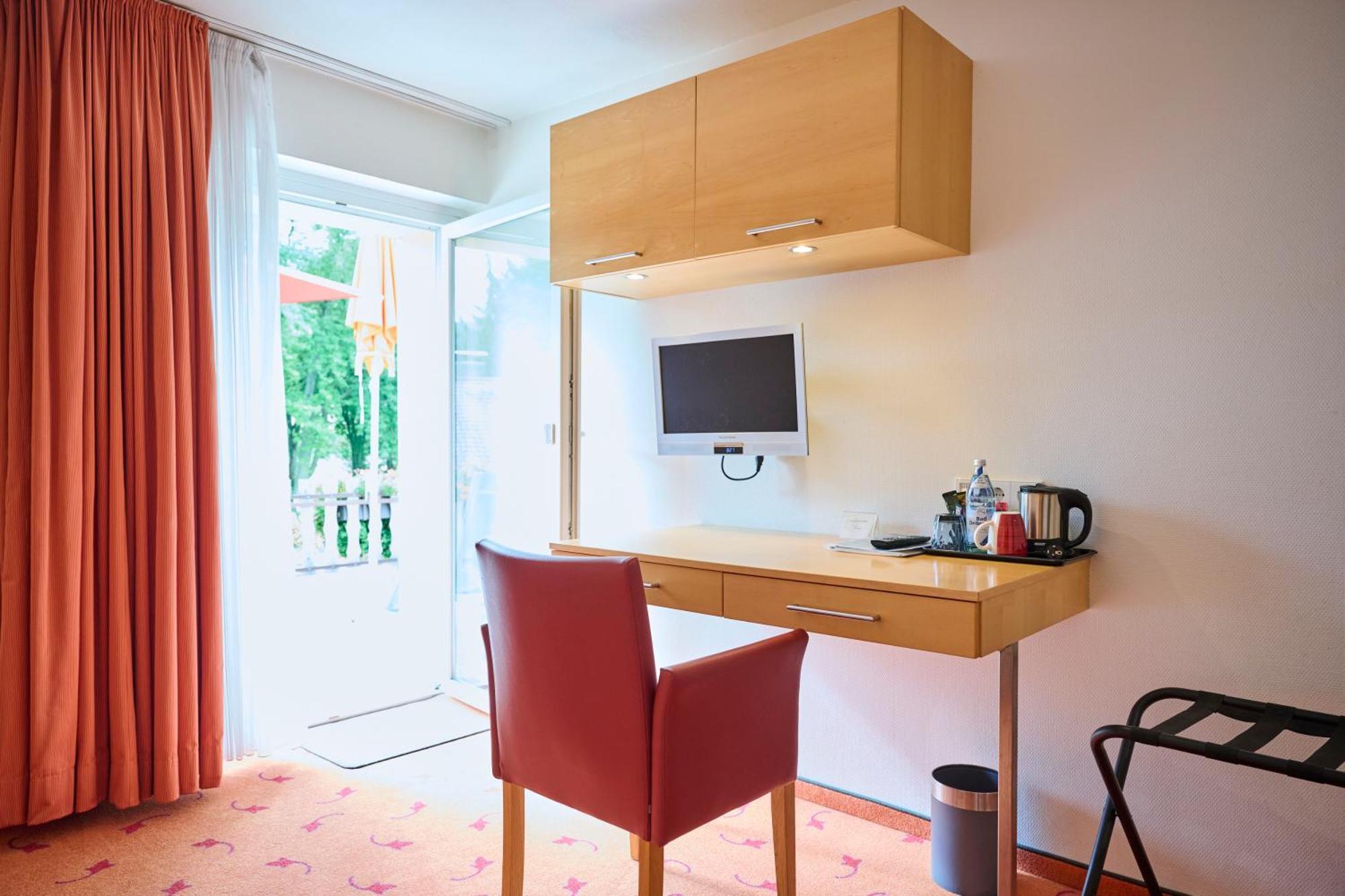 Kurhaus Pivittskrug Hotel Hille Ngoại thất bức ảnh