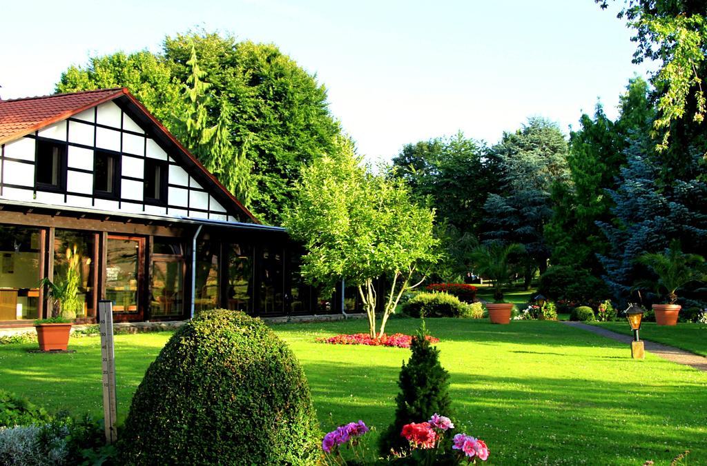 Kurhaus Pivittskrug Hotel Hille Ngoại thất bức ảnh